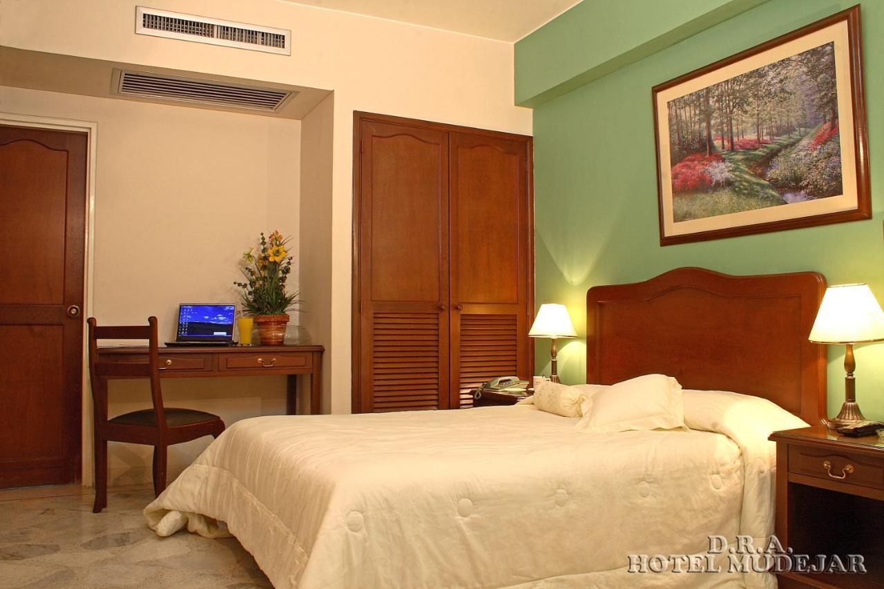 Hotel Mudejar Cali Buitenkant foto